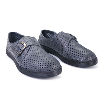 Slip-on perforated sneakers