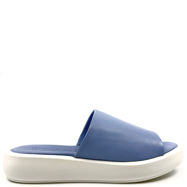 Platform slip-on sandals